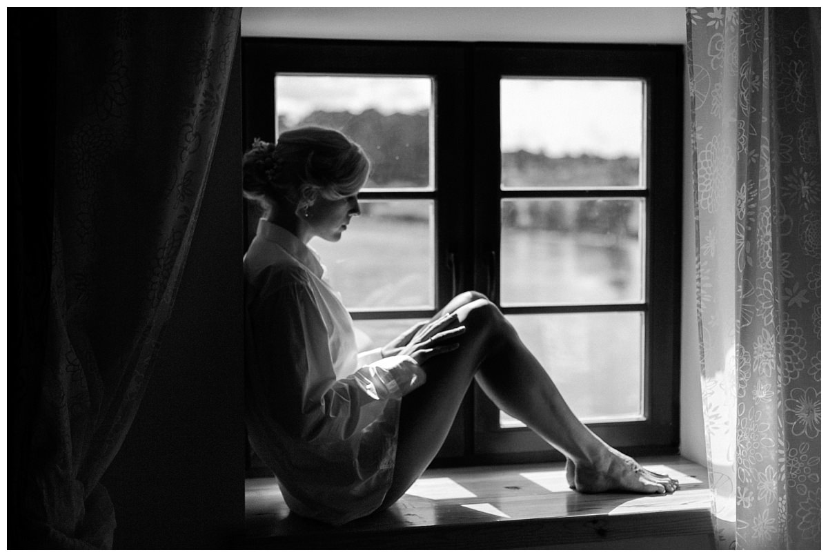 Ką rengtis nuotakai pasiruošimo metu? Vestuvių fotografė, Jurgita Lukos